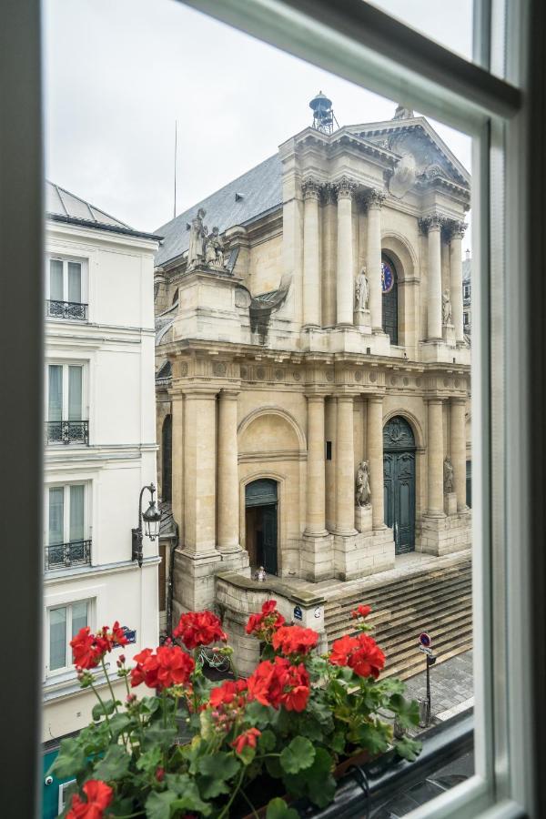 Pied A Terre Saint Honore Parijs Buitenkant foto