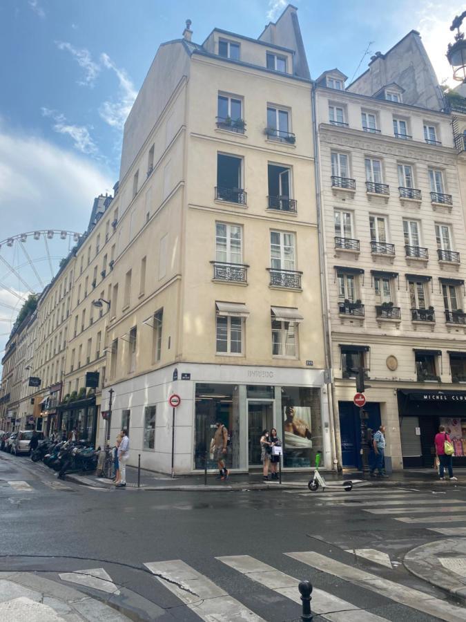 Pied A Terre Saint Honore Parijs Buitenkant foto